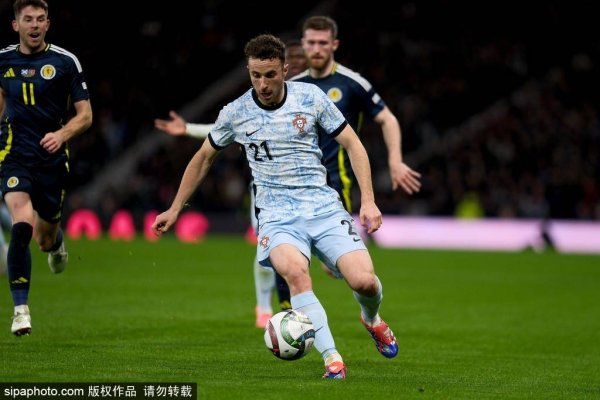 Manchester United Star kéo dài kỳ nghỉ trong cái chết của Diogo Jota