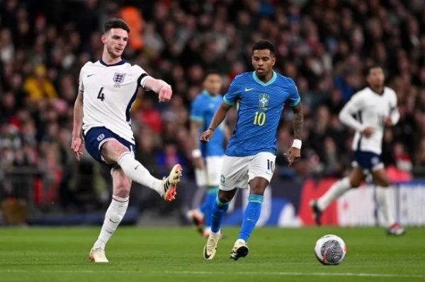 Arsenal kiểm soát mạnh mẽ cửa sổ chuyển nhượng mùa hè? Giữ vũ khí bí mật và chiến đấu cho Eze