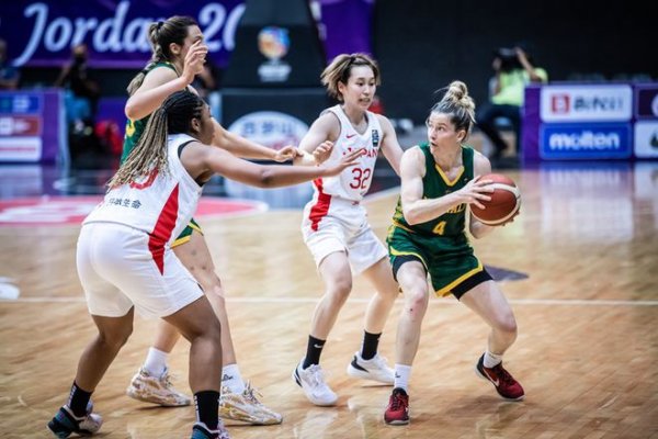 Phân tích chi tiết về sự thất bại của đội bóng rổ nữ Trung Quốc ở Asian Cup: Một người phải chịu trá