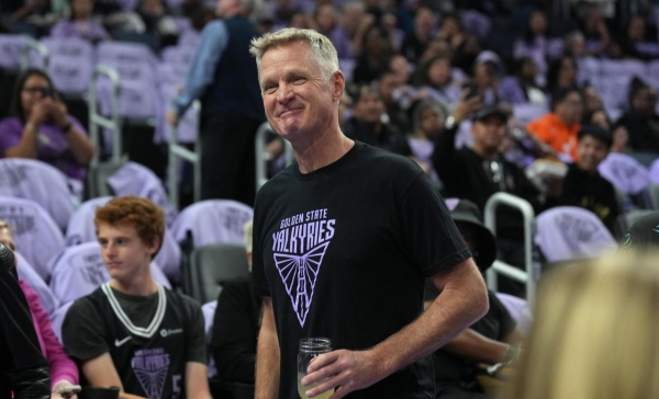 Warriors và Kumingga phải đối mặt với việc từ chối sự quan tâm của Suns and Kings đối với các báo gi